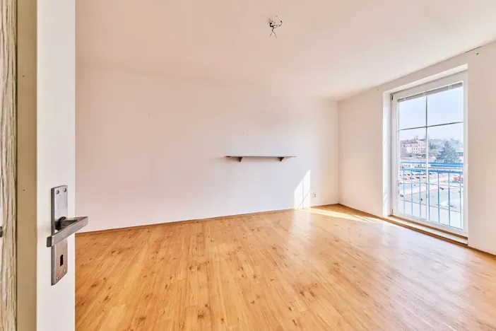 Prodej bytu 2+kk, Úpice, Národní, 46 m2