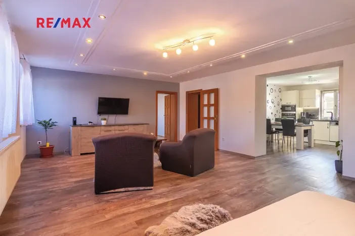 Prodej rodinného domu, Břeclav, Nádražní, 158 m2