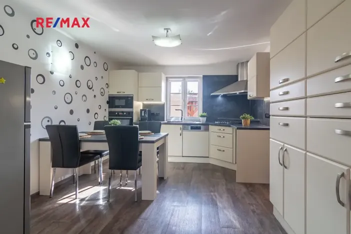 Prodej rodinného domu, Břeclav, Nádražní, 158 m2