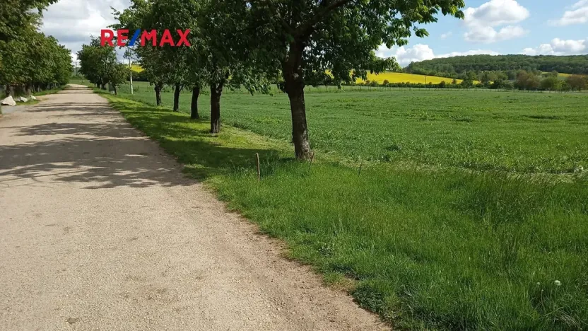 Prodej pole, Drnovice, 32235 m2