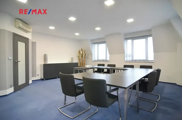 Prodej bytu 3+1, Břeclav, Slovácká, 137 m2