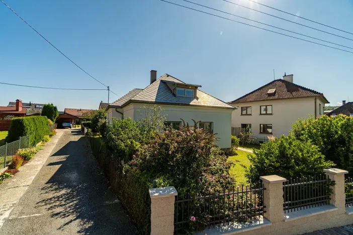 Prodej rodinného domu, Zlín - Kostelec, Lešenská, 200 m2