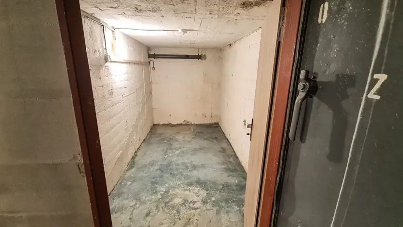 Pronájem skladu, Brno, Klatovská, 23 m2