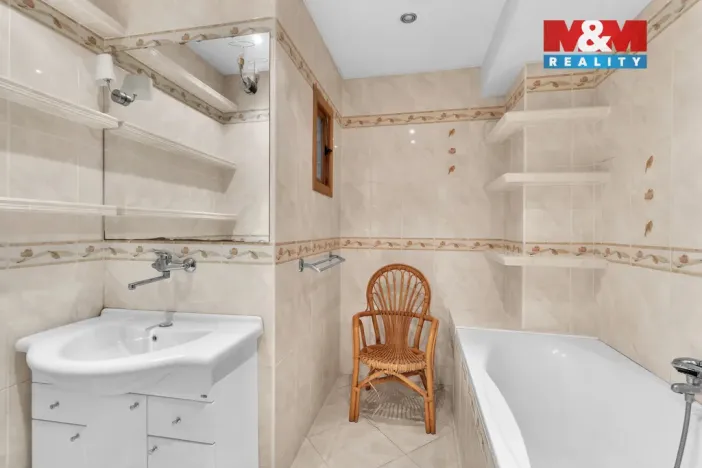 Prodej bytu 5+kk, Jičín - Holínské Předměstí, Jiráskova, 139 m2