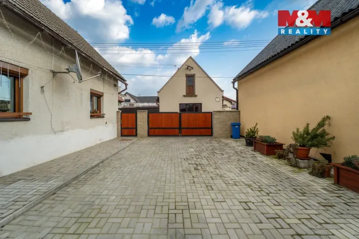 Prodej rodinného domu, Brodce, Hluboká, 101 m2