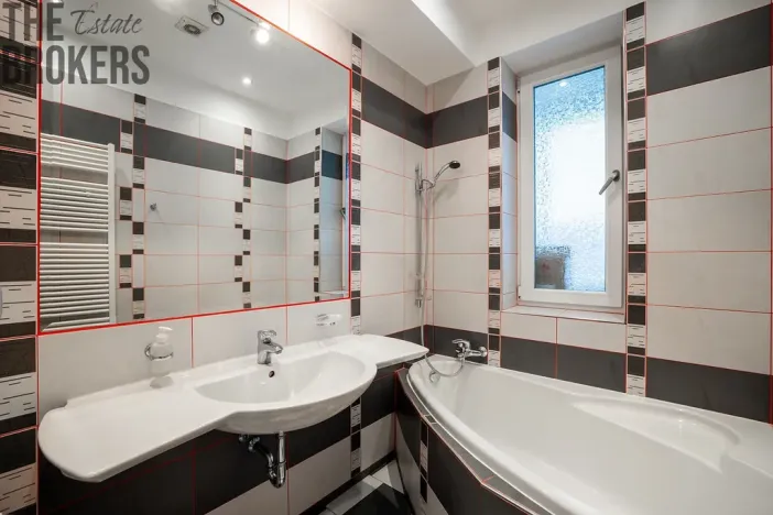 Prodej bytu 3+1, Praha - Liboc, Jenečská, 95 m2