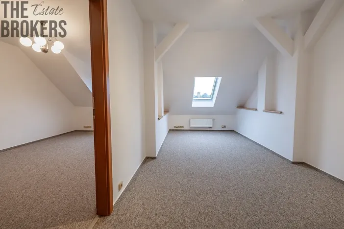 Prodej bytu 4+1, Praha - Liboc, Jenečská, 108 m2