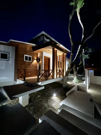 Prodej rodinného domu, Coxen Hole, Roatán, Honduras, 238 m2