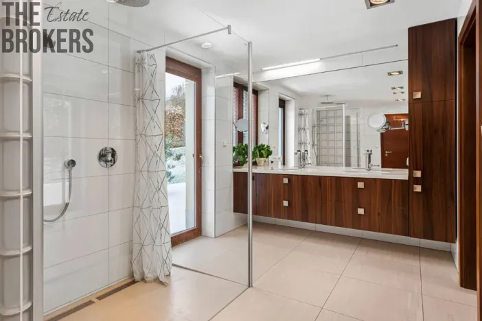 Prodej rodinného domu, Praha - Velká Chuchle, U bažantnice, 720 m2