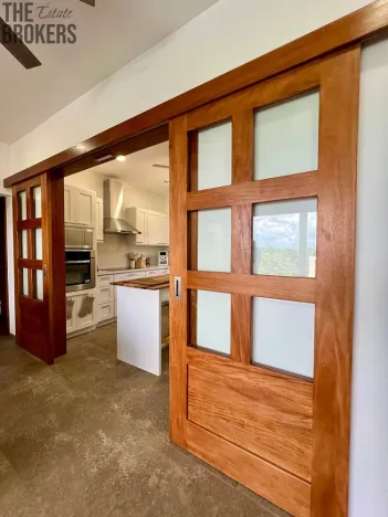 Prodej rodinného domu, Coxen Hole, Roatán, Honduras, 201 m2