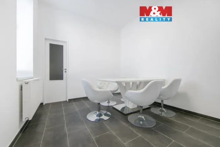 Pronájem kanceláře, Dobřany, Jiráskova, 29 m2