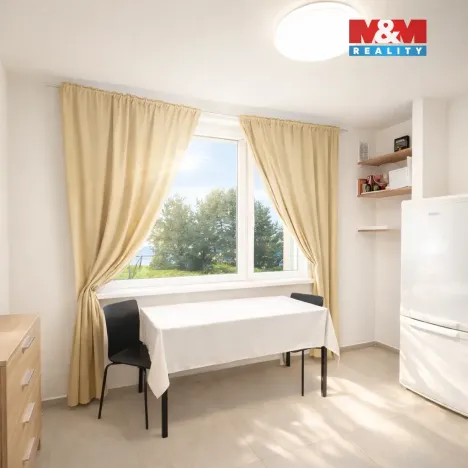 Prodej bytu 1+1, Praha - Letňany, Dobratická, 32 m2