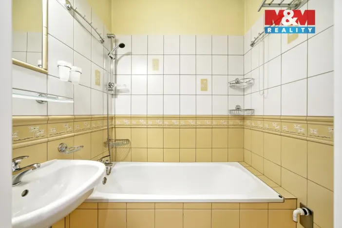 Prodej bytu 2+1, Uničov, Nerudova, 53 m2