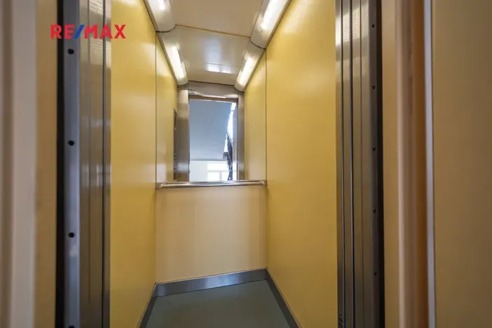 Prodej bytu 3+1, Praha - Žižkov, Buchovcova, 61 m2