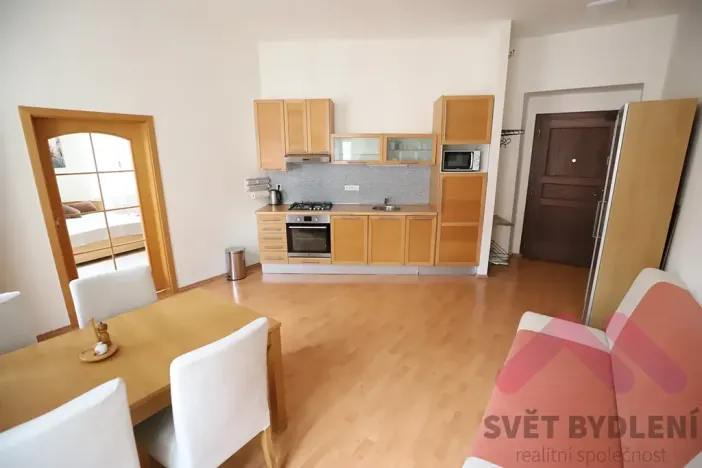Pronájem bytu 2+kk, Praha - Nové Město, Koubkova, 53 m2