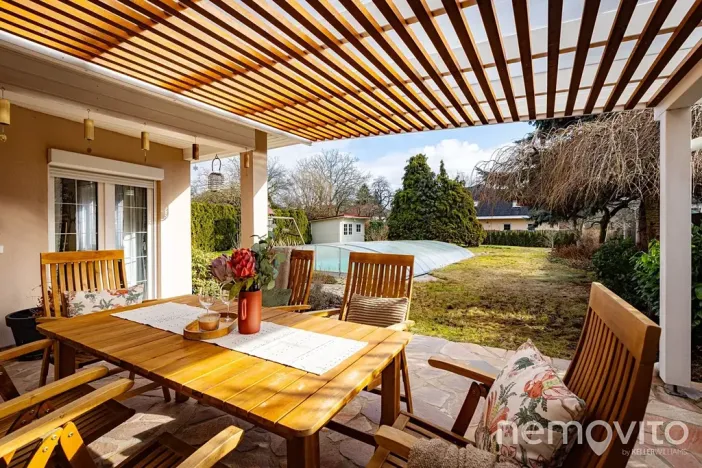 Prodej rodinného domu, Jesenice, Zvonková, 230 m2