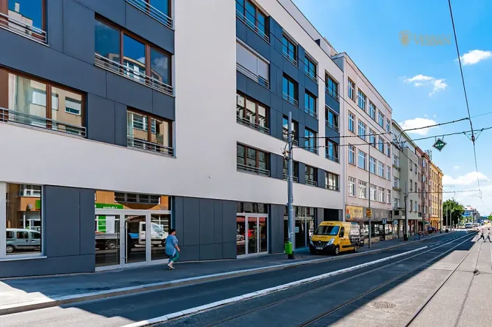 Prodej bytu 1+kk, Praha - Vysočany, Bassova, 28 m2