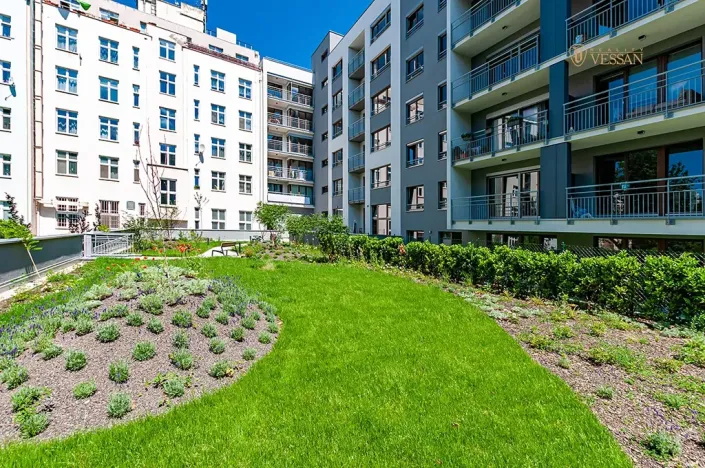 Prodej bytu 1+kk, Praha - Vysočany, Bassova, 28 m2