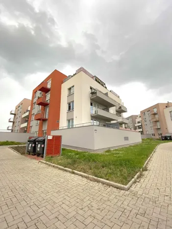 Pronájem bytu 2+kk, Praha - Letňany, Hlučkova, 58 m2