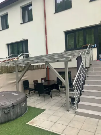 Prodej rodinného domu, Štěchovice, Hlavní, 108 m2