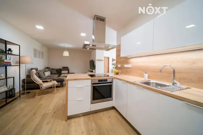 Prodej bytu 4+kk, Vsetín, Mostecká, 110 m2