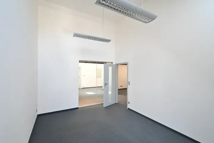 Pronájem kanceláře, Praha - Nové Město, Na příkopě, 215 m2