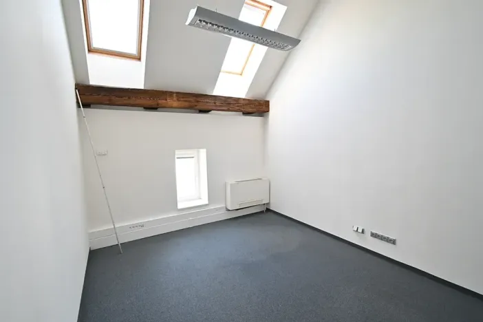 Pronájem kanceláře, Praha - Nové Město, Na příkopě, 215 m2