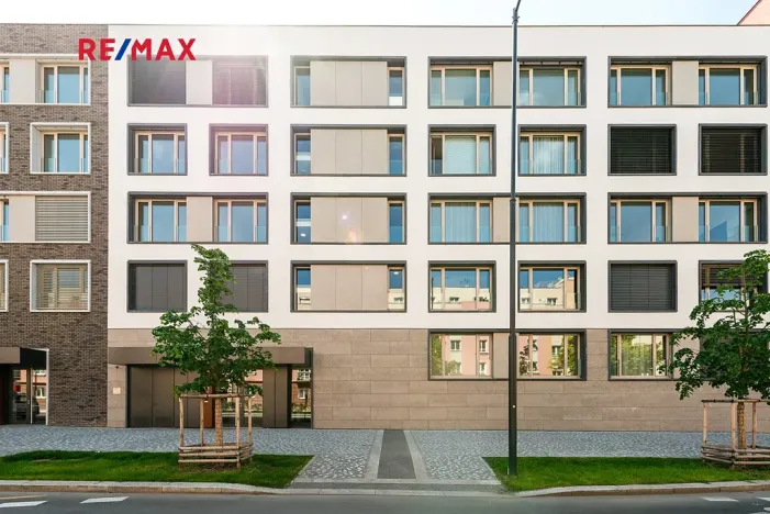 Pronájem bytu 1+kk, Praha - Žižkov, Malešická, 36 m2