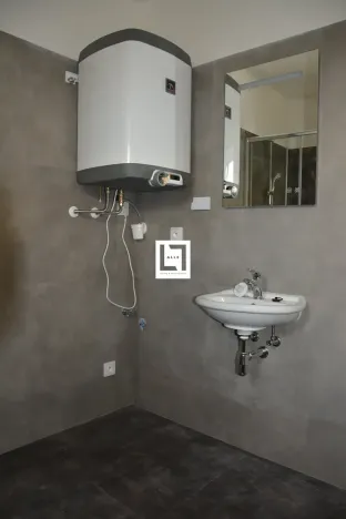 Pronájem bytu 2+kk, Charváty, 41 m2