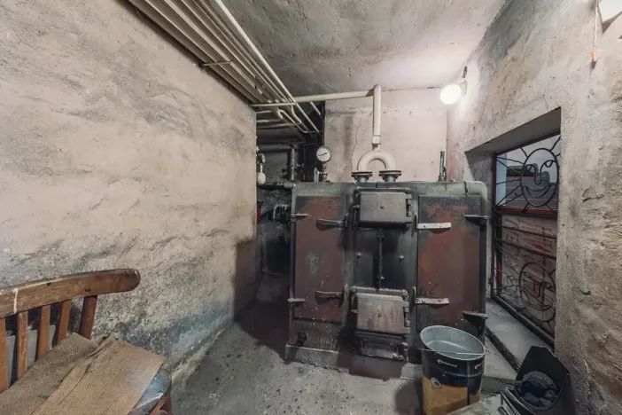 Prodej komerční nemovitosti, Klamoš, 865 m2