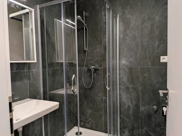 Pronájem bytu 1+kk, Brno, Komárovská, 33 m2