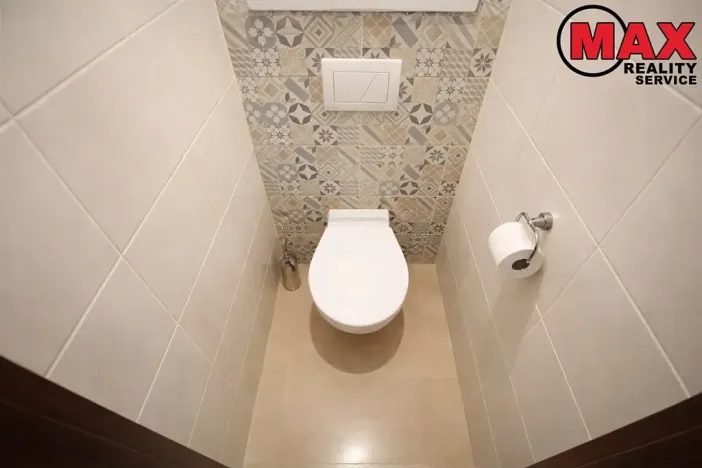 Pronájem bytu 2+1, Praha - Žižkov, Na vrcholu, 52 m2