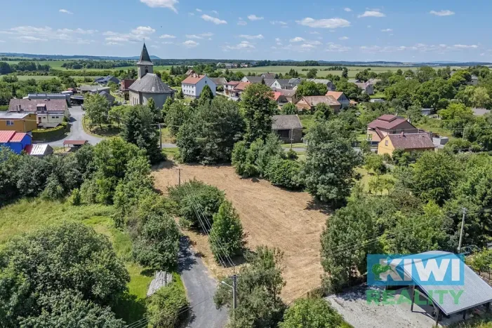 Prodej pozemku pro bydlení, Velké Heraltice, 1744 m2