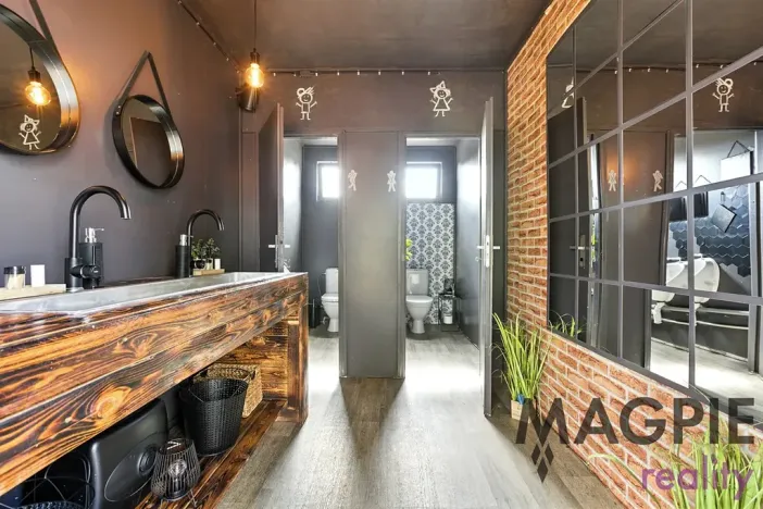 Pronájem restaurace, Praha - Uhříněves, Přátelství, 172 m2