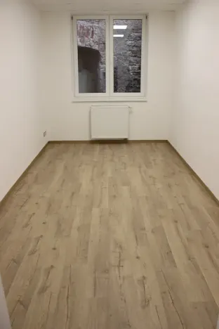 Pronájem kanceláře, Praha - Žižkov, Husitská, 63 m2