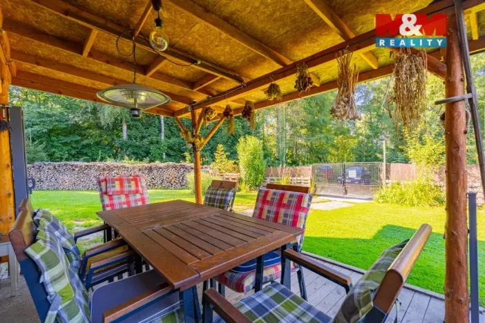 Prodej rodinného domu, Horní Planá - Bližší Lhota, Zvonková, 210 m2