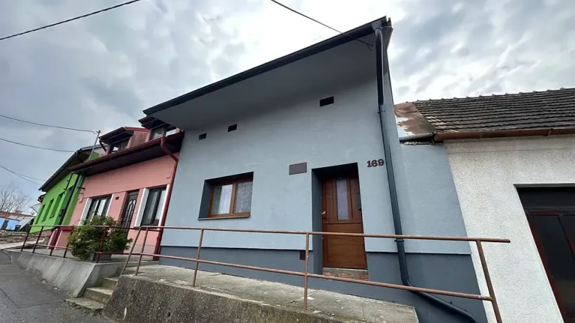 Pronájem rodinného domu, Bánov, 133 m2