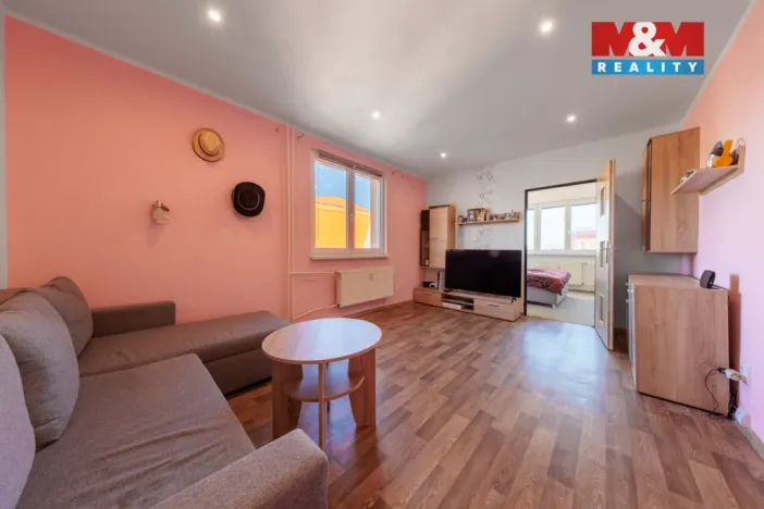 Prodej bytu 3+1, Habartov, Karla Čapka, 56 m2