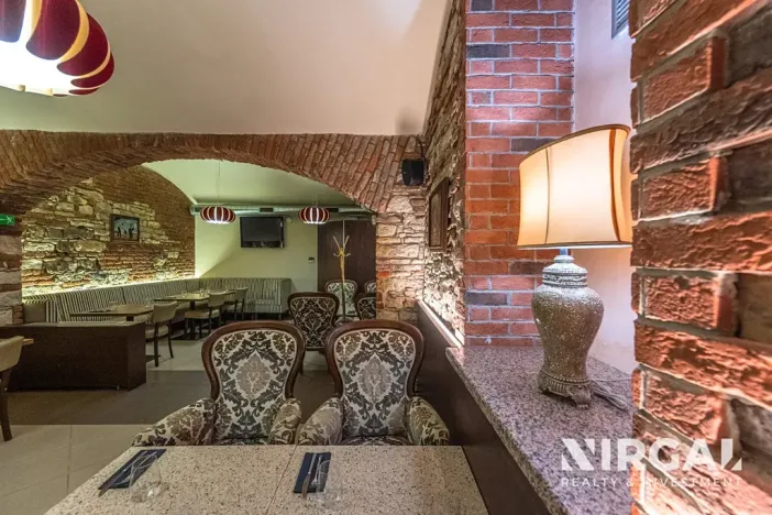 Pronájem restaurace, Praha - Vinohrady, Balbínova, 198 m2