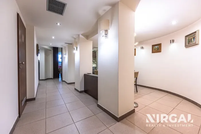 Pronájem restaurace, Praha - Vinohrady, Balbínova, 198 m2