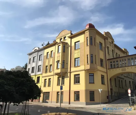 Prodej bytu 2+kk, Náchod, Komenského, 66 m2