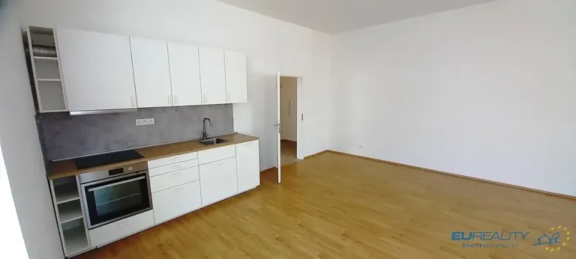 Prodej bytu 2+kk, Náchod, Komenského, 66 m2