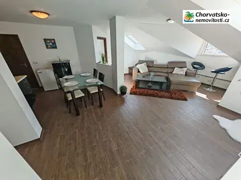 Prodej bytu 3+kk, Novi Vinodolski, Chorvatsko, 50 m2