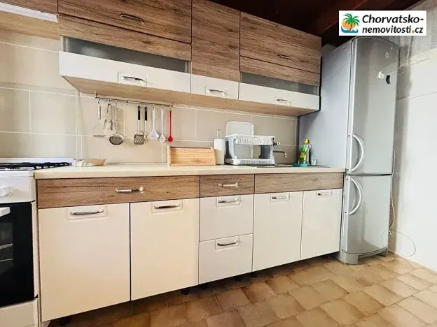 Prodej bytu 3+kk, Novalja, Chorvatsko, 58 m2