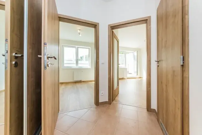 Pronájem bytu 2+kk, Praha - Michle, U plynárny, 51 m2