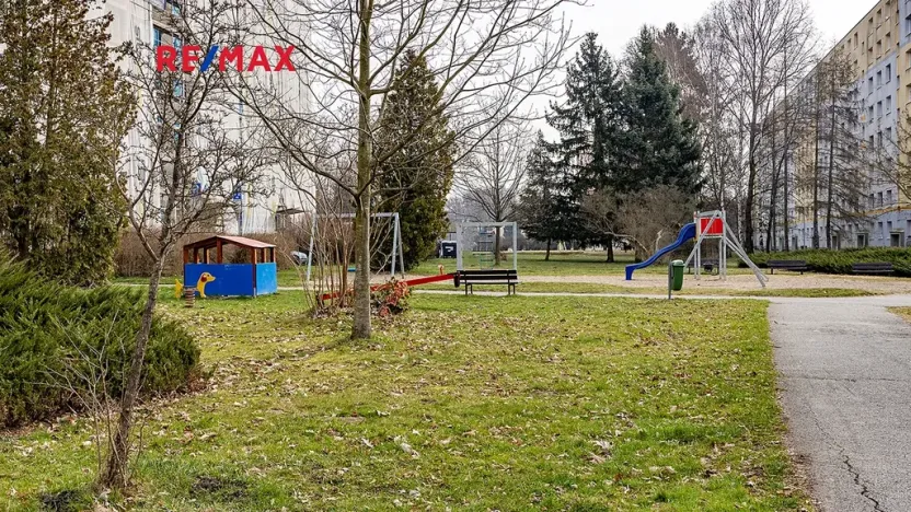 Prodej bytu 2+1, Česká Lípa, Železničářská, 59 m2