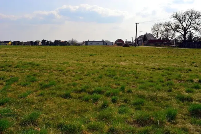 Prodej pozemku pro bydlení, Záříčí, 890 m2