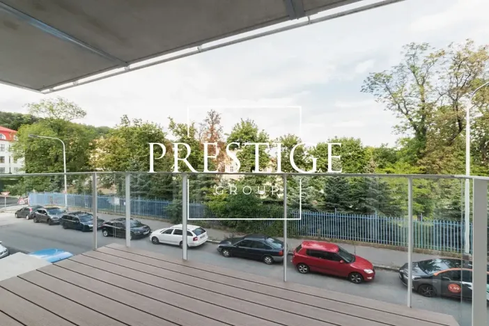 Pronájem bytu 2+kk, Praha - Smíchov, Kobrova, 81 m2