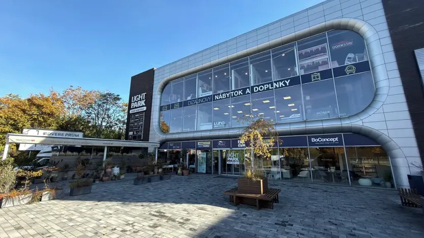 Prodej obchodního prostoru, Bratislava, Slovensko, Račianska, 7930 m2