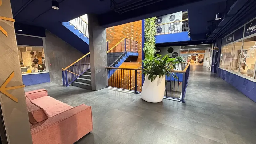 Prodej obchodního prostoru, Bratislava, Slovensko, Račianska, 7930 m2